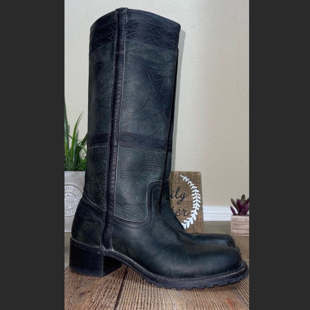 IN SEARCH OF | FRYE tall stitched horse boots or Campus Black